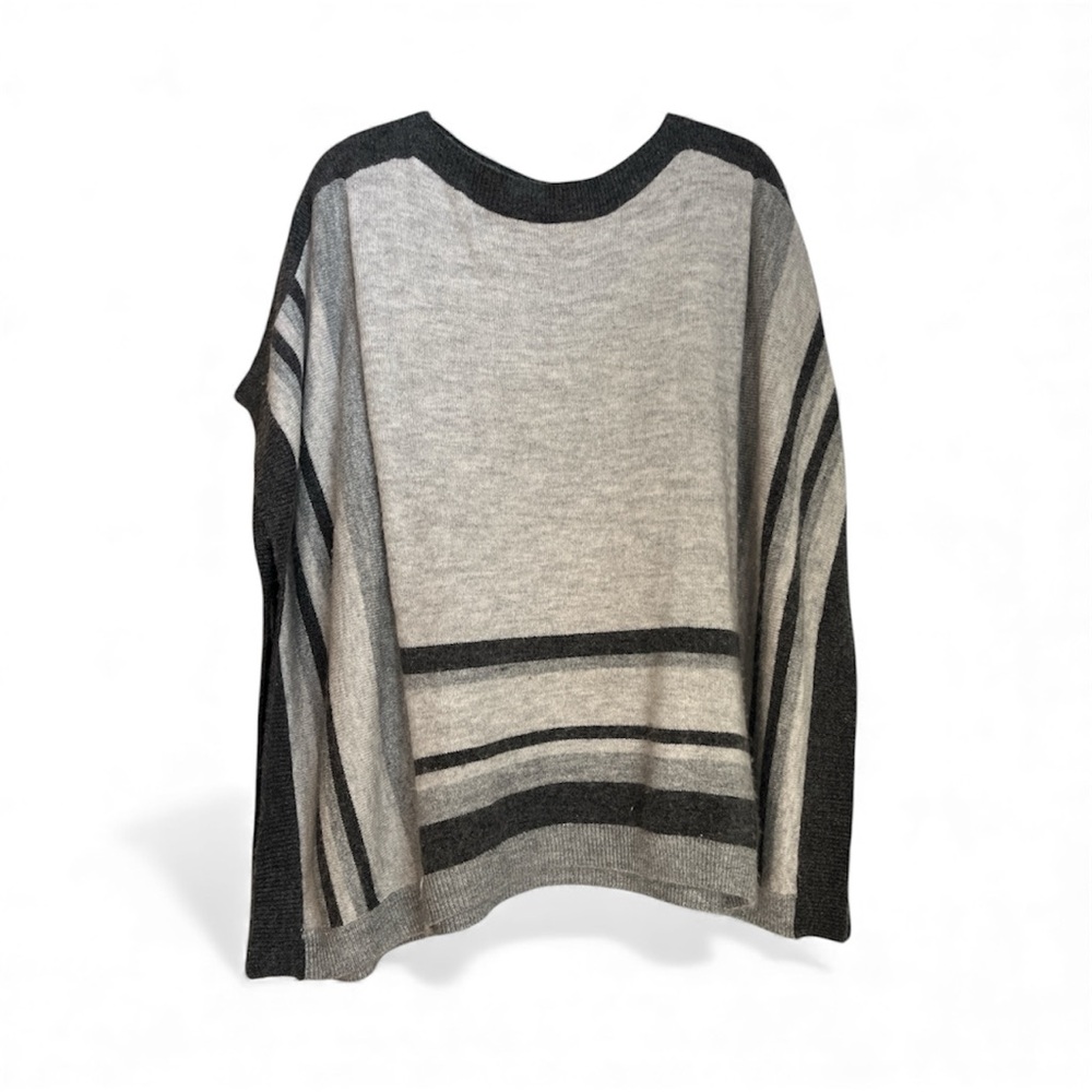 Chico's Elegant Gray and Black Women's Poncho